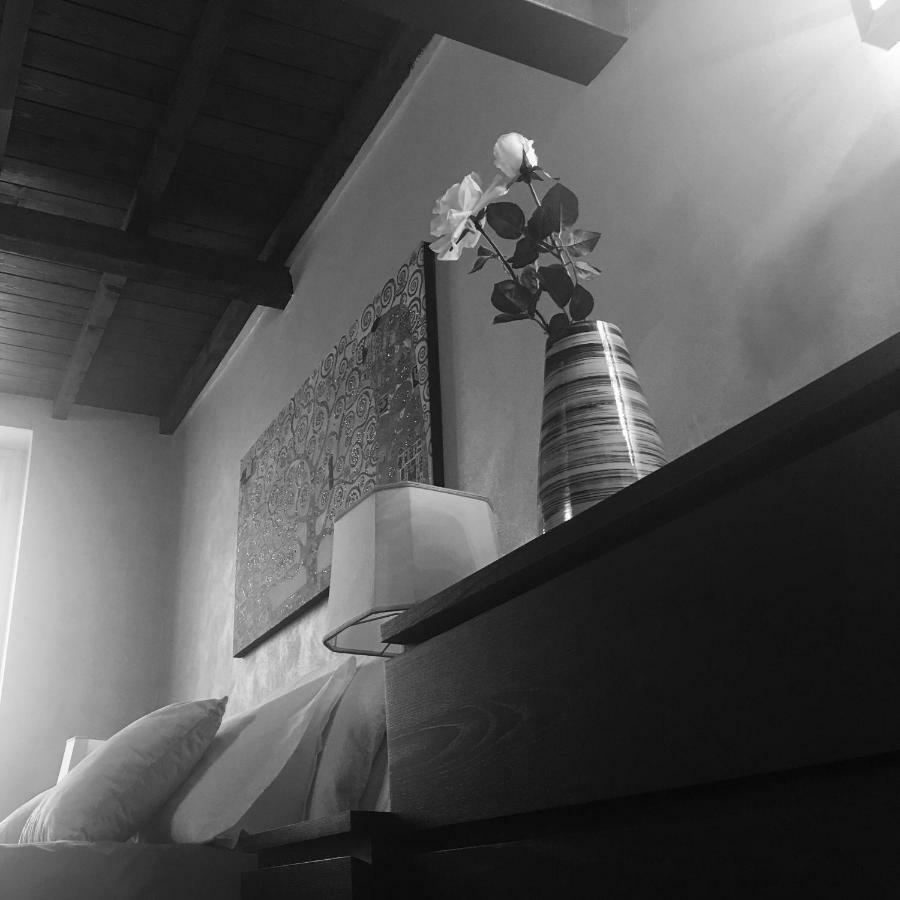 Feeling At Home - Varese Apartment מראה חיצוני תמונה